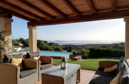 La Sima villa con piscina vista mare San Pantaleo Sardegna - Foto 6