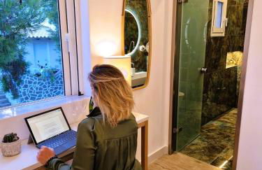 Christine Studios - Photo 18