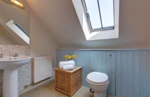 Riding Stable, Rookery Farm - Photo 14