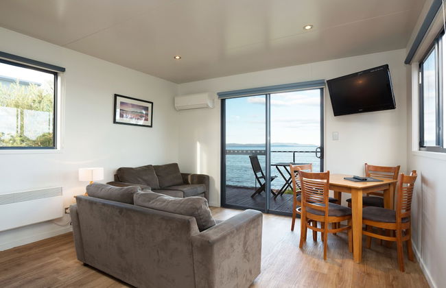 Swansea Beach Chalets - Foto 24