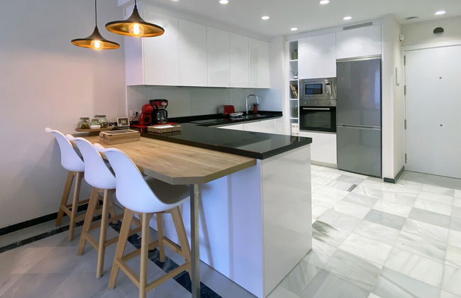 Fantastic Apartment 2 Minutes Walk From The Beach - Photo 7