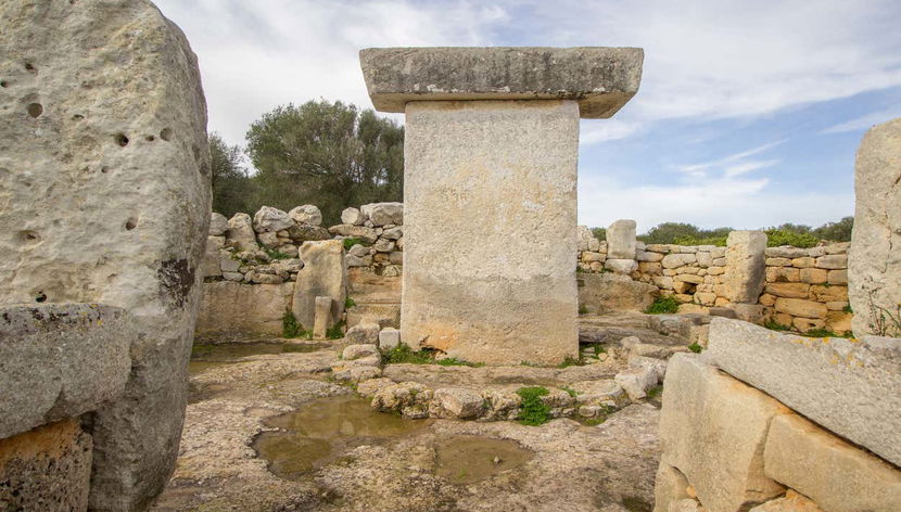 Visitando el yacimiento de Torralba d’en Salord