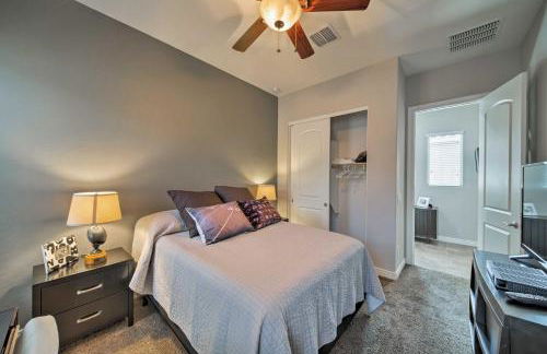 Hot Tub and Putting Green Home in Surprise - Foto 14