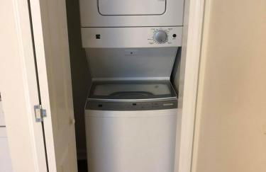 Renovated Cottage Minutes From Downtown - Foto 12