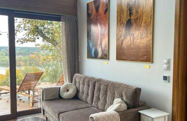 Zloty, a Skromny - ogrodzony domek z jacuzzi i widokiem na jezioro - Foto 16