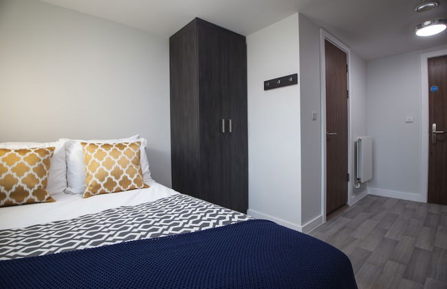 Plummer House - Photo 11