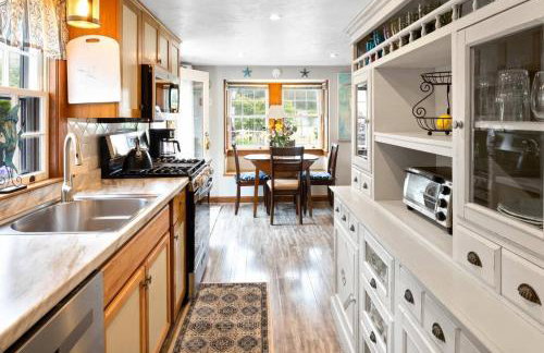 A Wave from it All: Swift's Beach Wareham - Foto 7