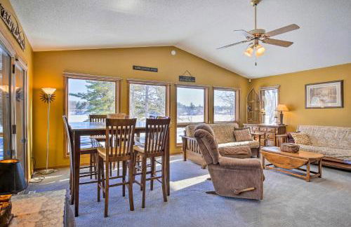 Cumberland Retreat with Lakefront Yard and Dock - Foto 6