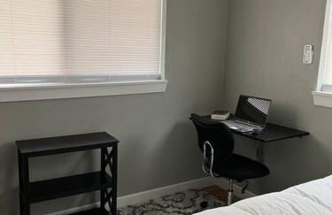 Comfortable Suite with private entrance & private bathroom - Foto 14