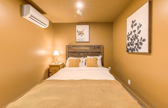 Two bedroom Escape in Old Quebec - Photo 3