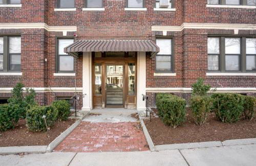 Spacious Allston 2BR w WD in basement BOS-273 - Foto 15