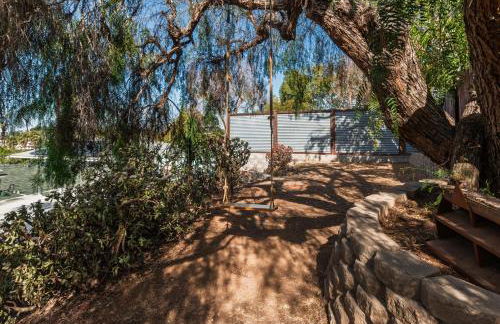 Downtown La Mesa gem - Photo 47