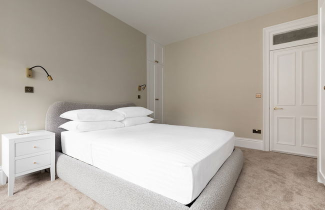 Great Russell Street by Onefinestay - Photo 10