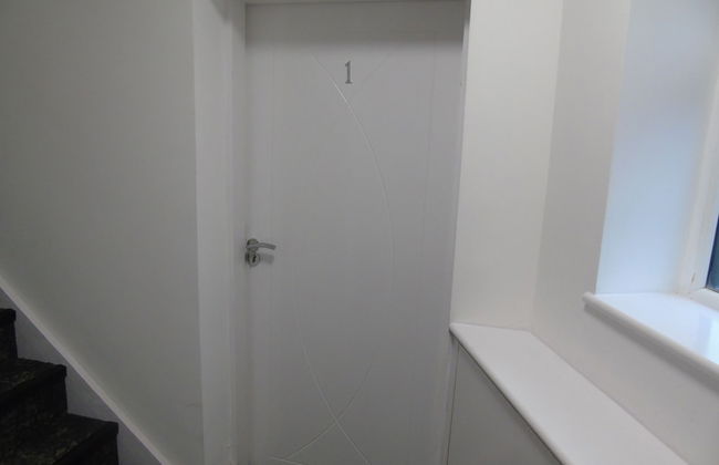 Inviting 1-bed Ground Floor Apartment in Bolton - Foto 25