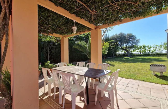 Belvilla by OYO Villa Valencina de la Concepcion - Photo 28