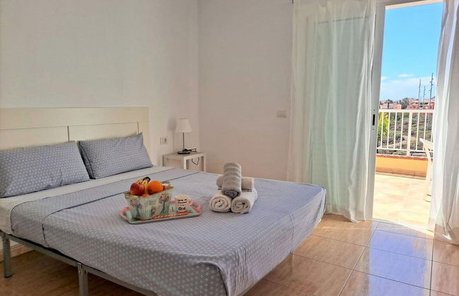 Belvilla by OYO Apartment in Arona - Foto 2