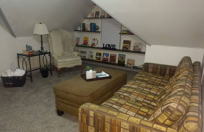 Beautiful Downtown Indy Guest Homes - Foto 48