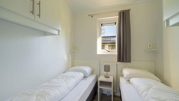 Comfy Chalet With Dishwasher, the Efteling at 2 km - Foto 3, Zimmer