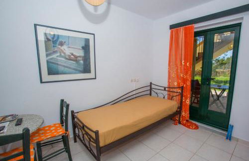 Sandy Beach Villas and Apartments - Photo 26