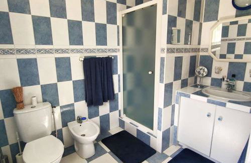 Villa spacieuse avec piscine chauffée, jardin et terrasse à Petit-Piquey - FR-1-736-9 - Photo 20