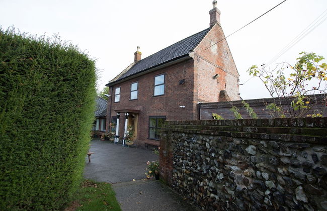 OYO Elm Farm Country House, Norwich Airport - Photo 48