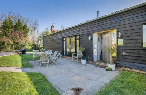 3 Bed in Staplecross oc-rh1162 - Photo 11