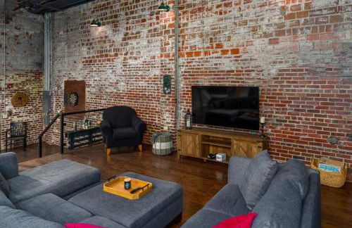 Unique and Charming Downtown Apt - Foto 12