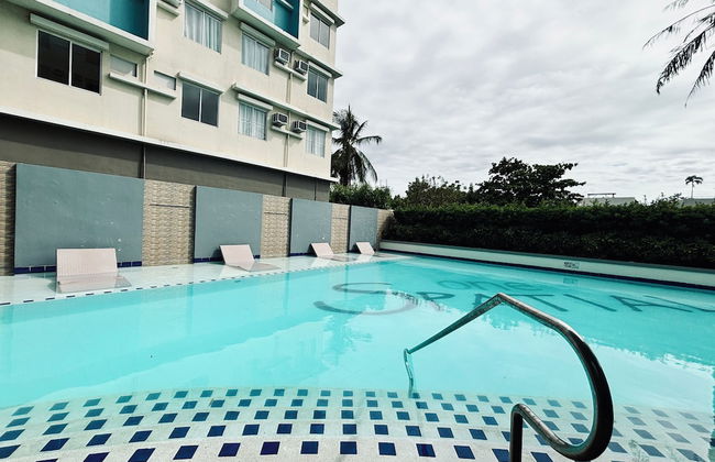 Ultra-spacious Two Bedroom - Foto 11