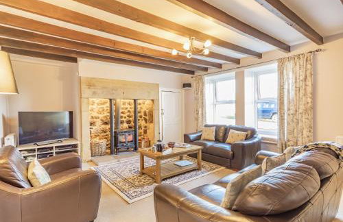 Blue House - Photo 2