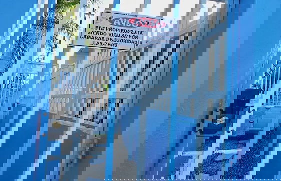 Cozy and Modern Apartment Black & White With Jacuzzi on Terrace - Photo 54