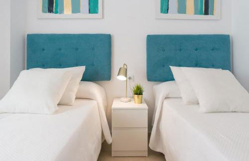 Charming apartment on the beach - Pool and parking - Photo 24