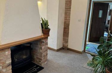 Broadlea Cottage - Photo 1