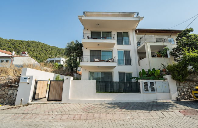 Gizz Suites City - Photo 13