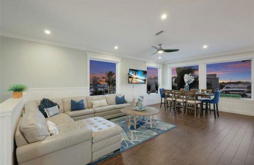 LUXURY VACATION HOME! ADD A GOLF CART!! - Photo 16