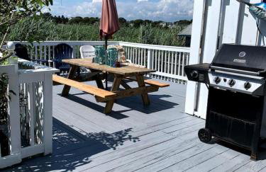2 Bedroom Matunuck Beach House, 1 Block from Ocean - Foto 9