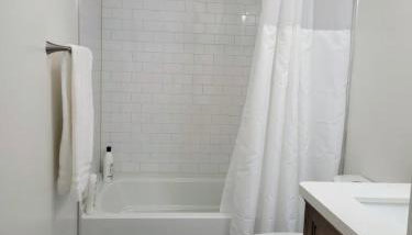 Renovated 2 Bed Walltown Home Walk to Duke! B - Foto 5