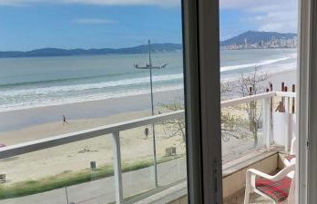 Apartamento 3 quartos e 3 sacadas de frente para o mar com visão panorâmica de toda praia de Itapema - Foto 59