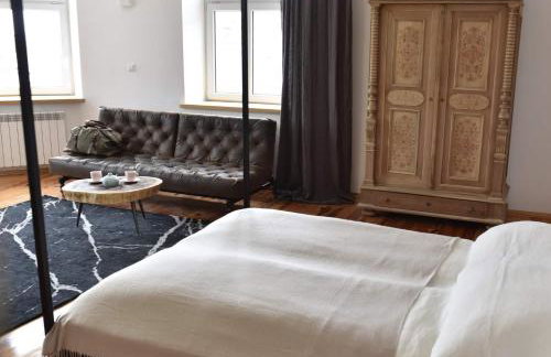 APARTAMENT GRODZKA1, 100 m2 przy przemyskim rynku z widokiem na rynek i panoramę miasta - Foto 37