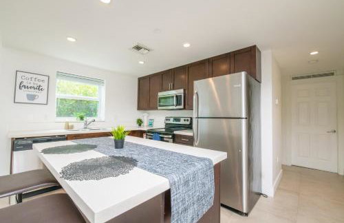 Spacious entire Apartment with Free Parking - Foto 35