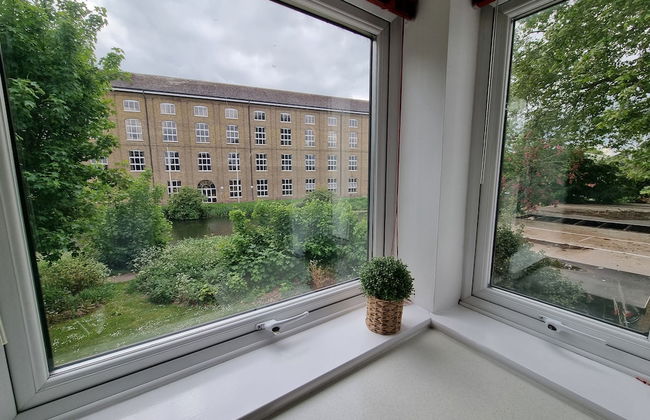 360 Serviced Accommodations - Swan Path Retreat - 2 Bedroom Apartment - Photo 22