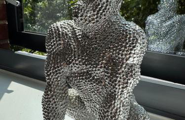 Uxbridge-Modern 2 bed Apt with Lift & Parking - Photo 35