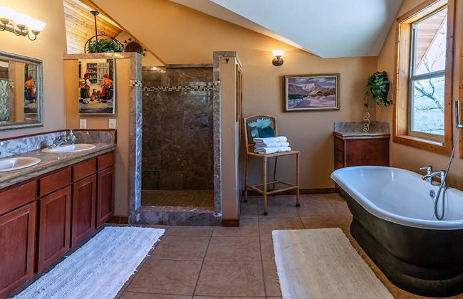 Sunset Chalet - 2600 Sq.ft. Multi-seasonal Retreat - Foto 19