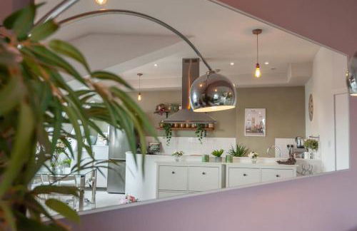 Shoppers Oasis - Heart of Leeds City Centre - Pass the Keys - Foto 9