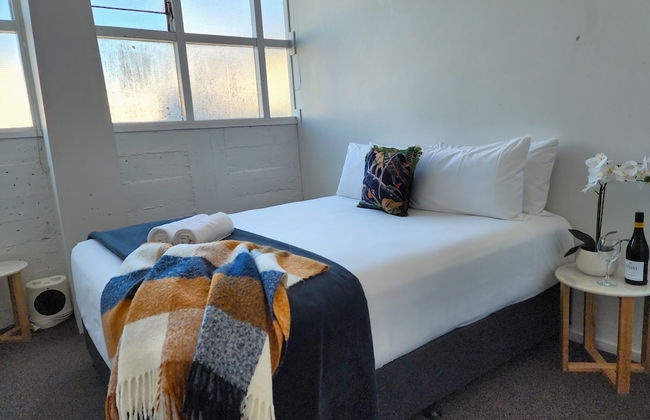 U Suites on Webb - Photo 27