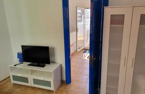 Private townhouse with roof terrace close to the beach - Photo 23