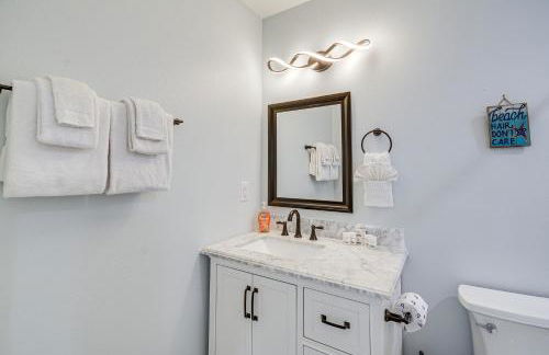 Westport Home with Hot Tub 2 Blocks to Beach! - Foto 14