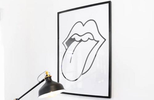 Stylish Apartment - Near City Centre - Smart TV- WIFI - Netfix - Parking - 2NT - Foto 30