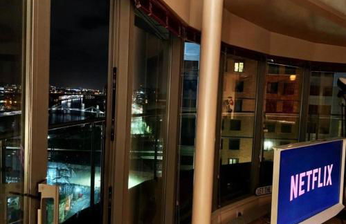 Designer Penthouse with Riverviews - G1 Glasgow City Centre, 3 Bedrooms, 2 Bathrooms, 1 Living room / Kitchen. Full Floor, Wrap Around Terrace, Panoramic Views, Off Central Station / Buchanan Street - Foto 45