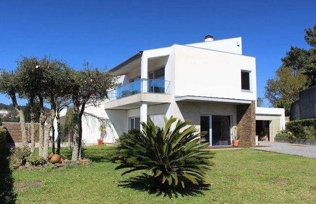 Lovely Holiday Home With Garden - Foto 25