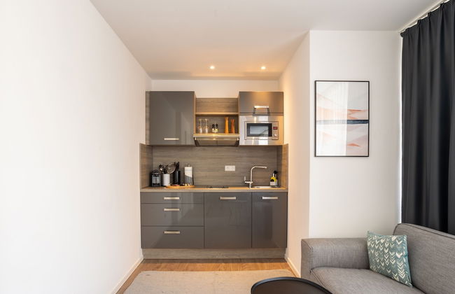 Limehome Köln Friesenplatz - Foto 73